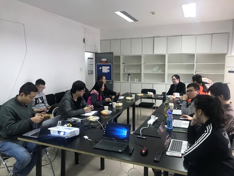故事叙述类:揭开科技公司的成长秘密